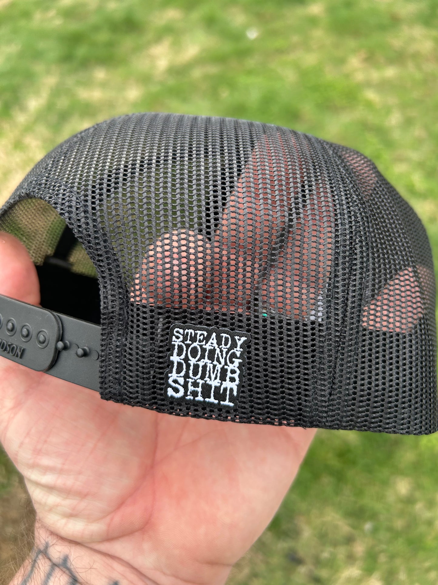 DEFY DEATH DAILY TRUCKER